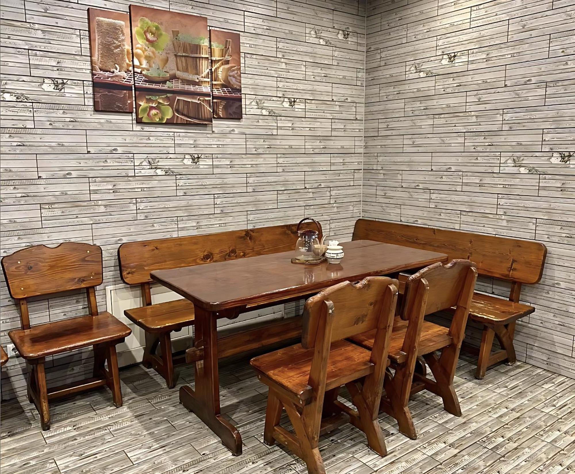Hotel Koral Chernivtsi Ngoại thất bức ảnh